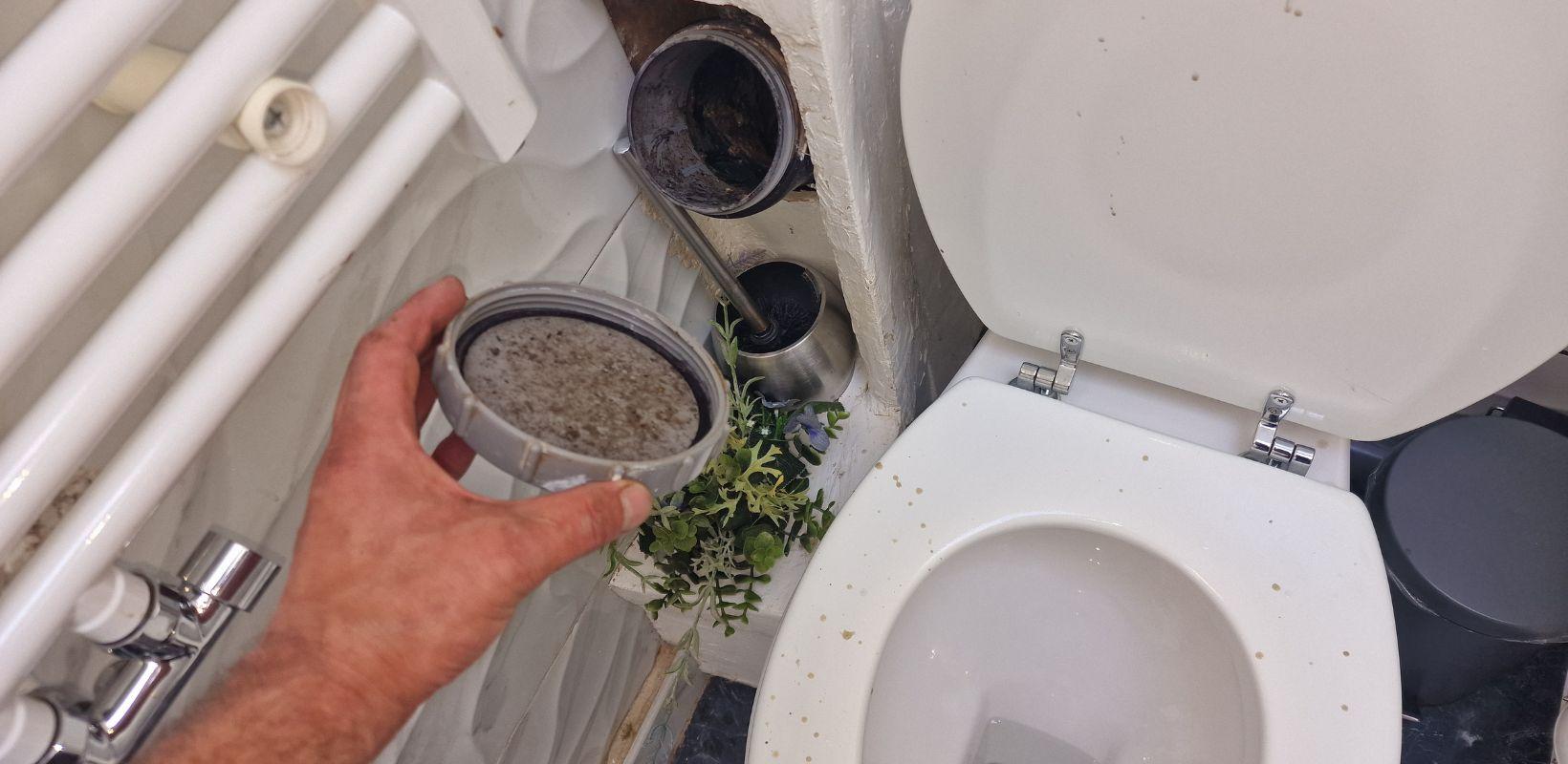 Comment resoudre le probleme de l eau qui remonte dans les toilettes